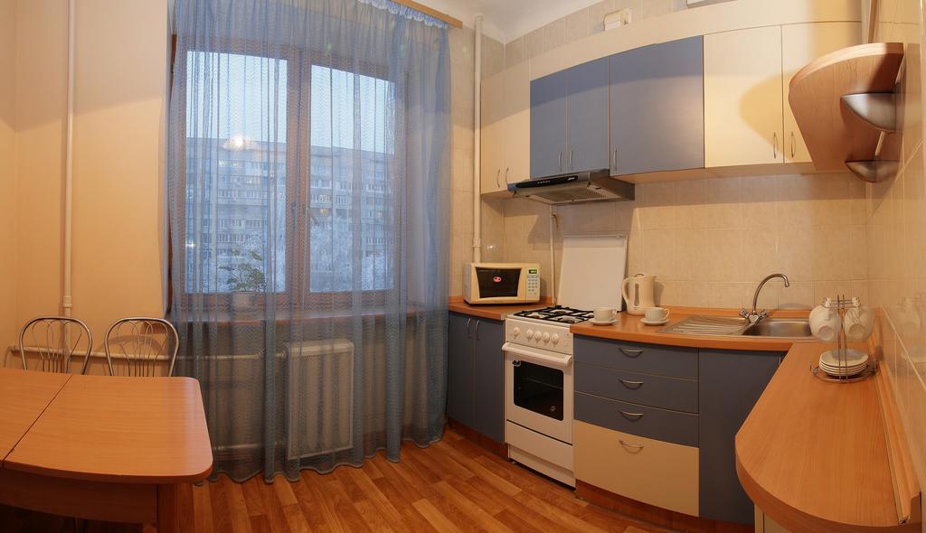 Ukrainian Hotel Service Apartments Киев Экстерьер фото