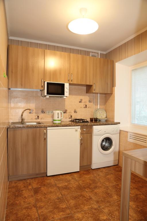 Ukrainian Hotel Service Apartments Киев Экстерьер фото