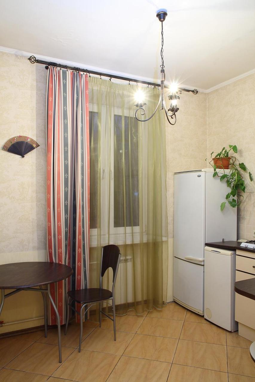 Ukrainian Hotel Service Apartments Киев Экстерьер фото