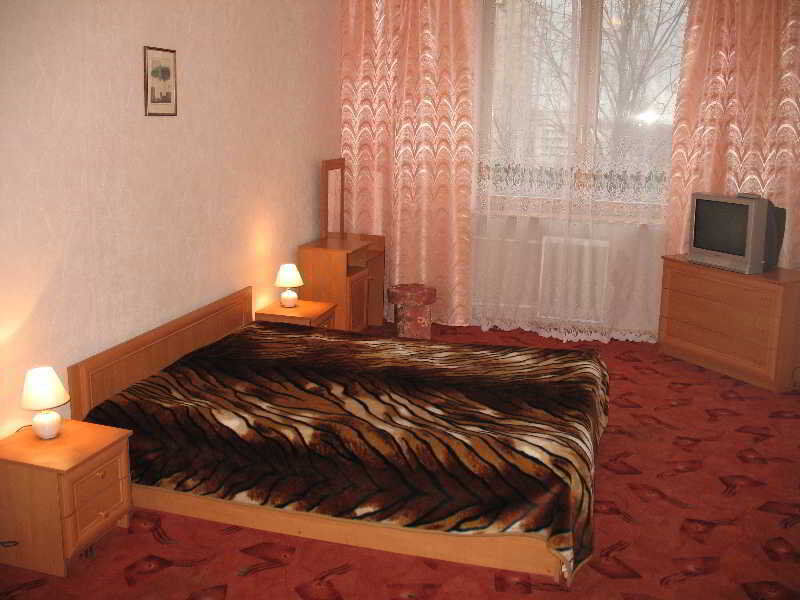 Ukrainian Hotel Service Apartments Киев Экстерьер фото